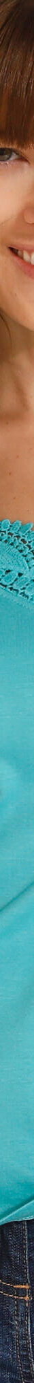 T-shirt uni col V macramé (bleu lagon) T-shirt uni col V macramé (bleu lagon)